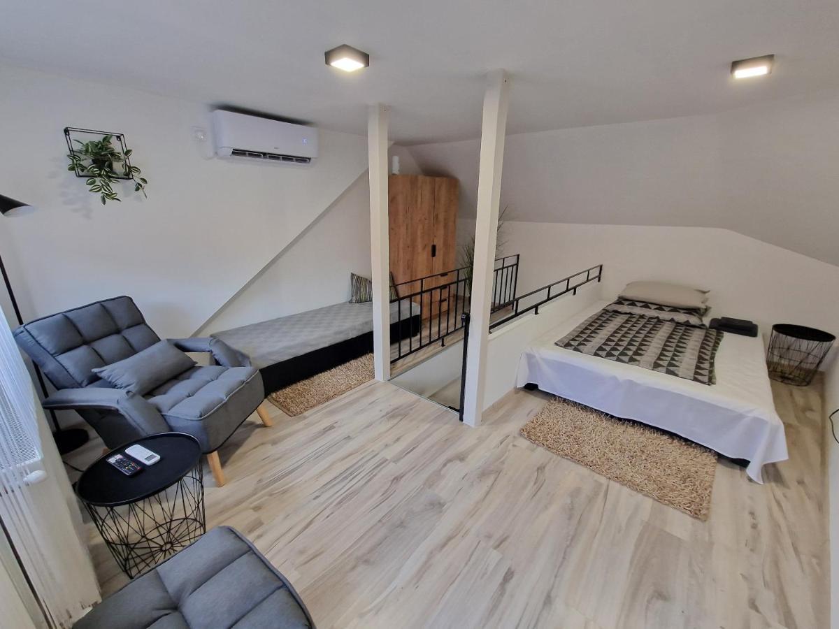 Schmidt Apartman Miskolc Belvarosaban 외부 사진